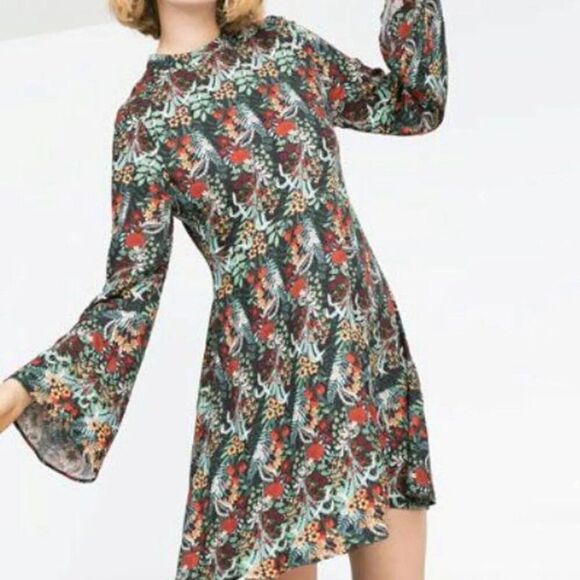 ZARA Floral Mini Dress Long Bell Sleeve Hippie Boho Flower Print Size Medium - Picture 1 of 8